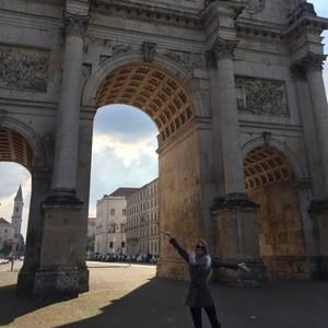 Meet your Posher, Brooke